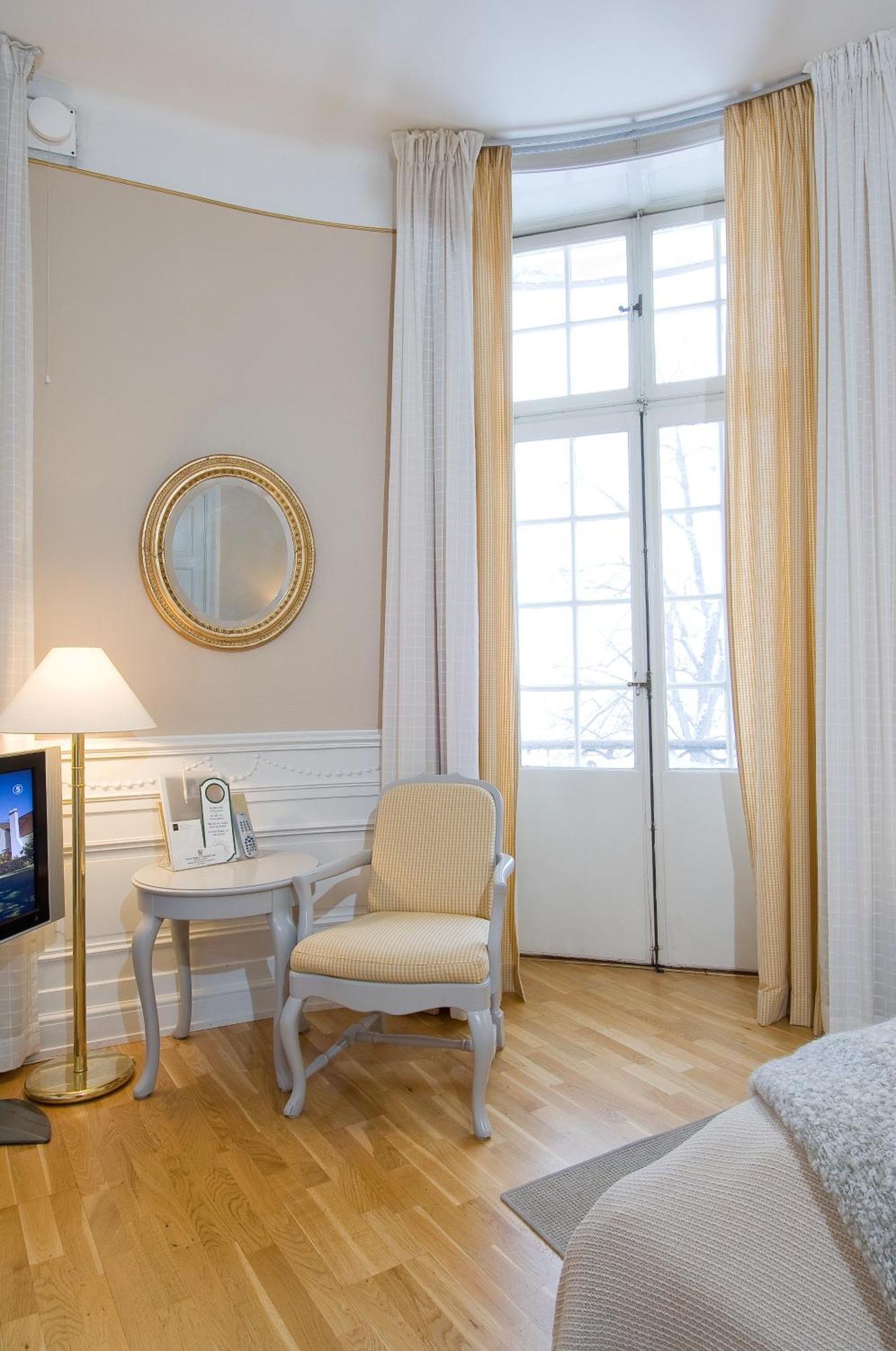 Grand Hotell Hoernan Uppsala Buitenkant foto